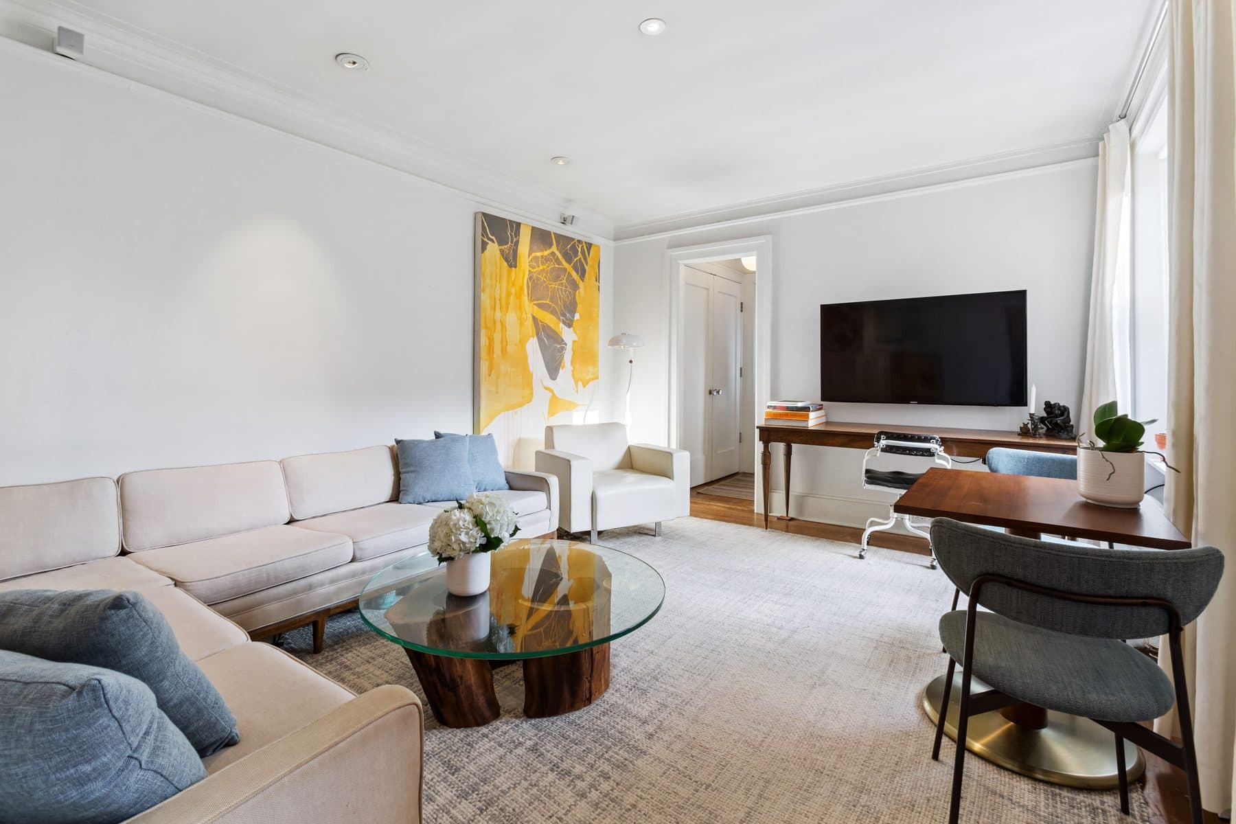 319 West 18th Street, 6D — photo 1